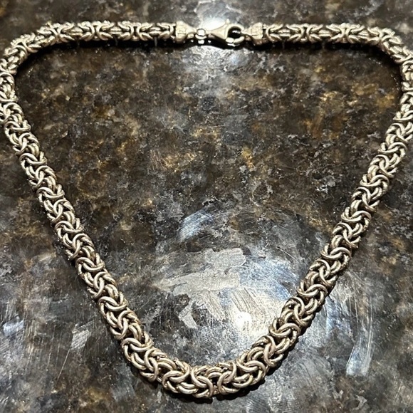 Milor Italy Vintage
Byzantine 17" Sterling Silver Necklace 34 Grams - Picture 5 of 10
